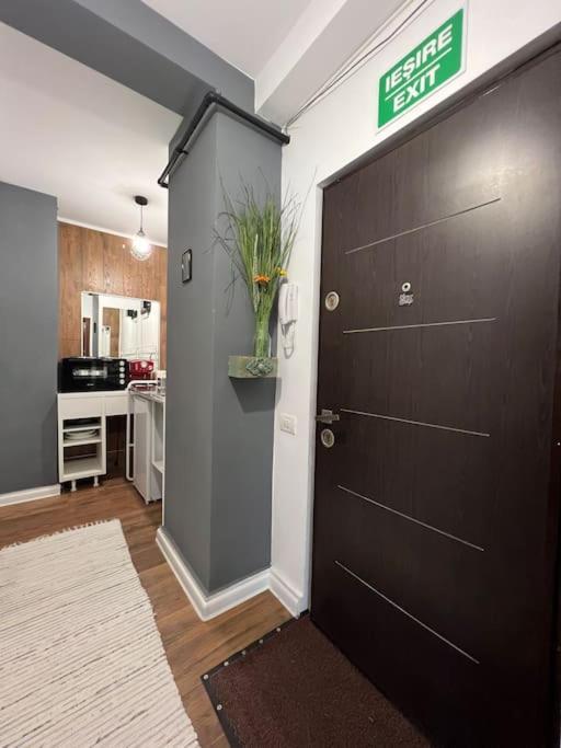 בוקרשט Inc Apartment In Villa מראה חיצוני תמונה